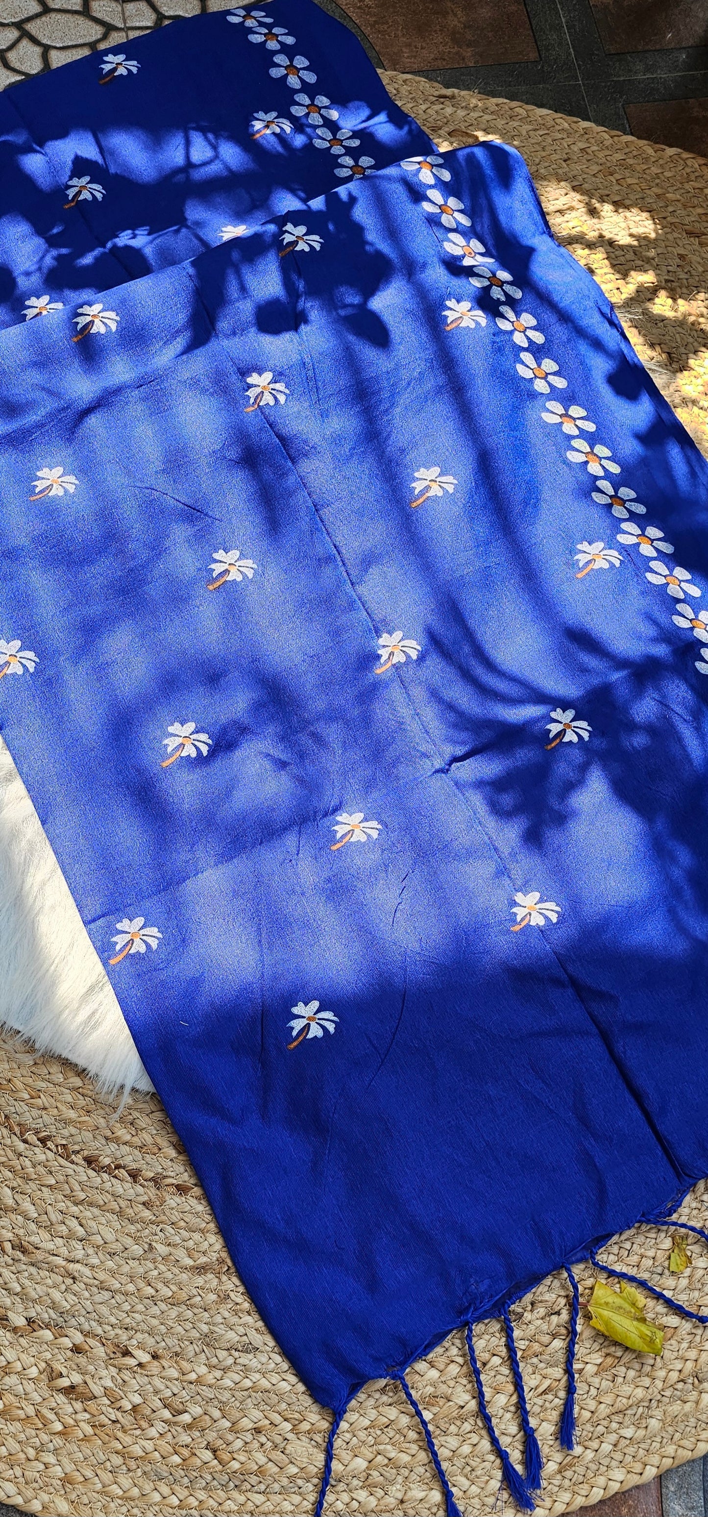 MulMul Flower HandPaint Saree 3