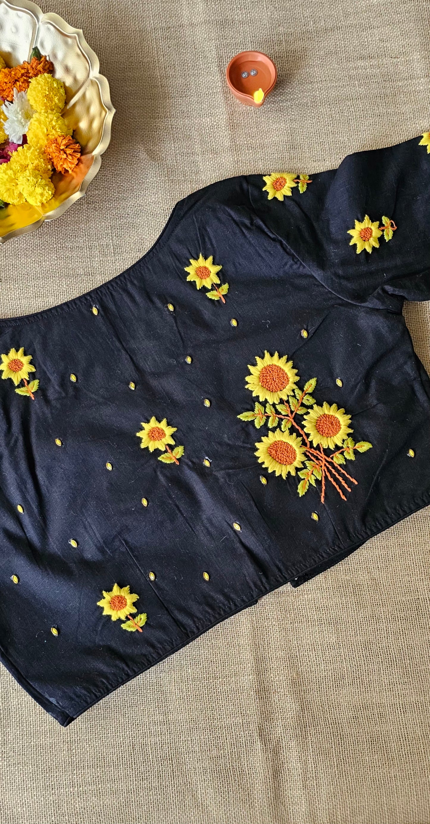 Hand-Embroidery Sunflower Blouse - Black